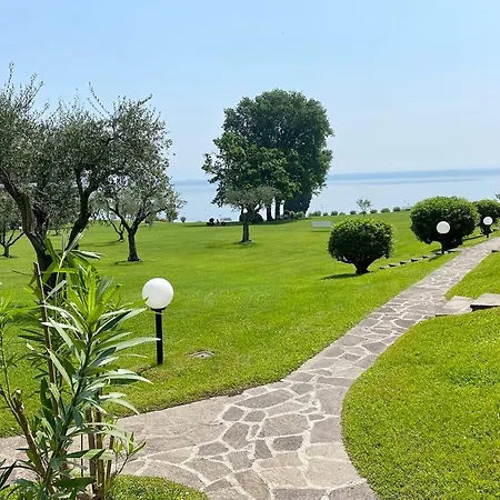 On The View Manerba del Garda